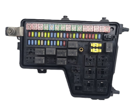 2002-2005 DODGE RAM 1500 2500 UNDER HOOD FUSEBOX RELAY PANEL TIPM BOX